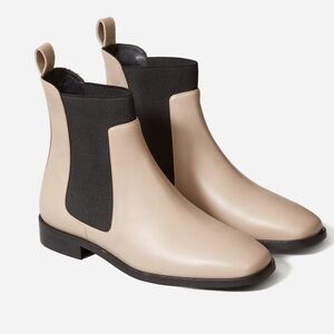 Everlane square toe Chelsea boots